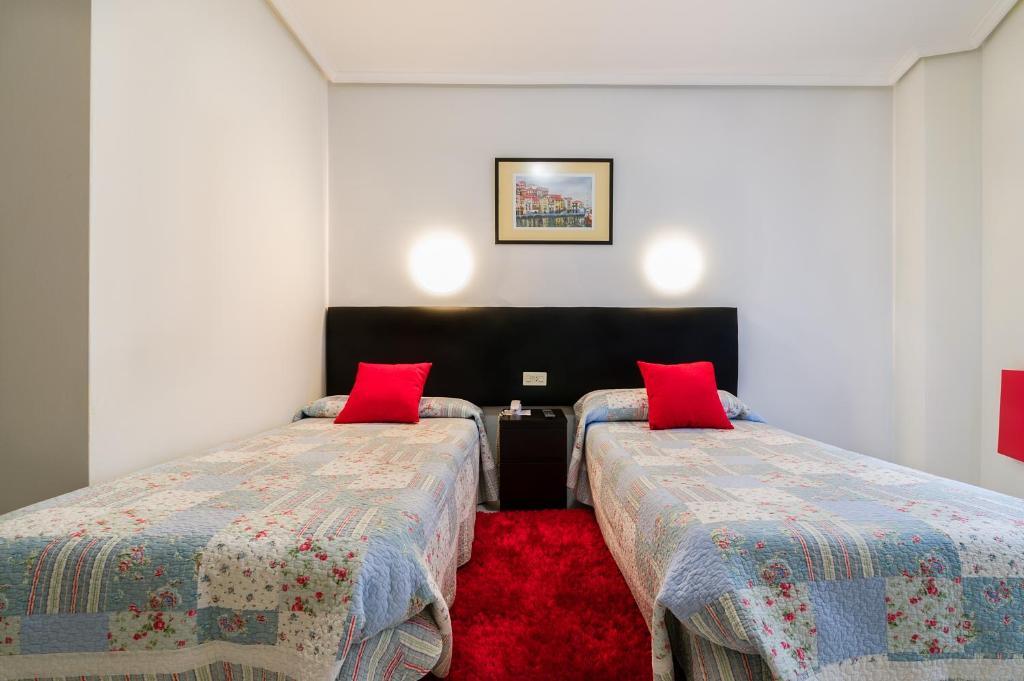 Pensión La Mar Castro Urdiales Habitación foto